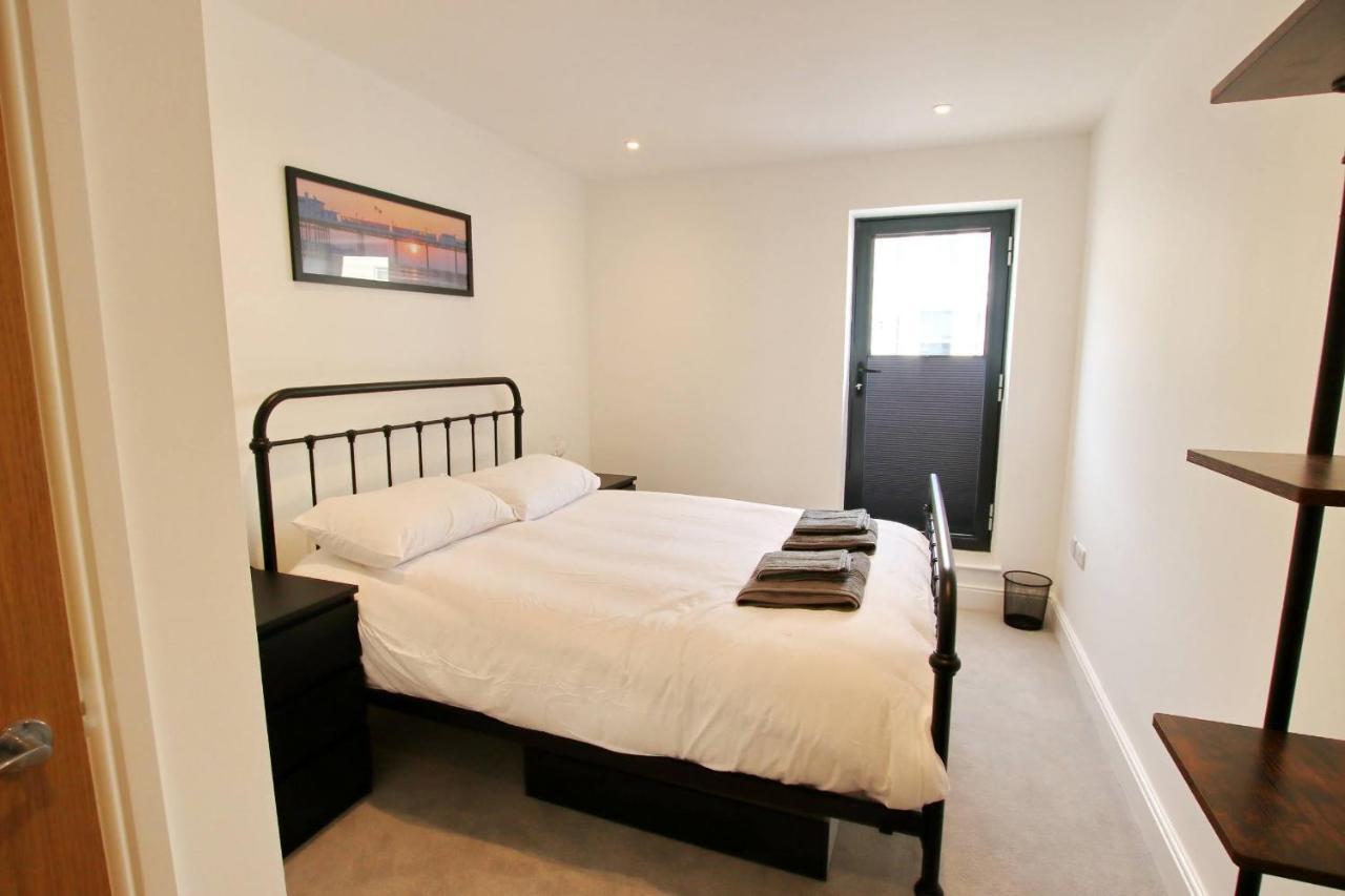 Modern Home For Small Groups By Stones Throw Apartments - Free Parking - Sea View Вётинг Экстерьер фото